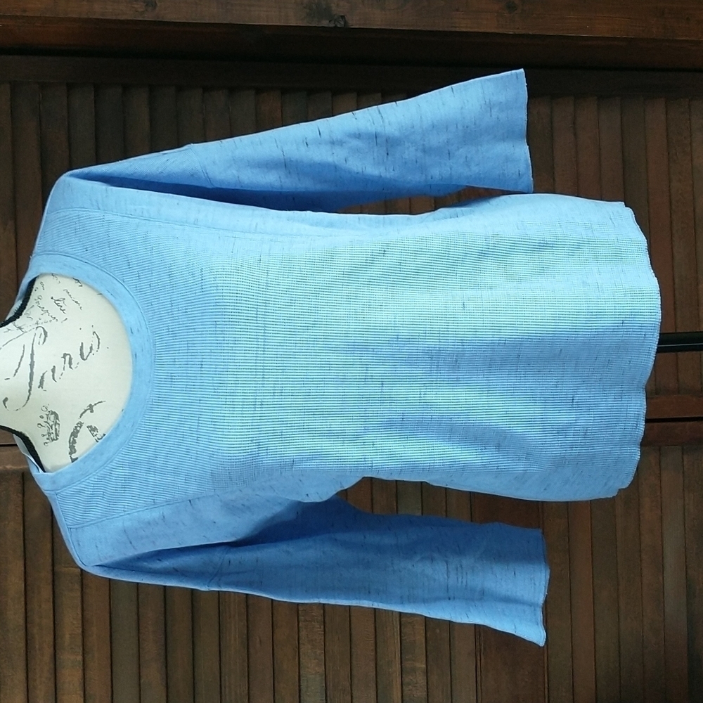 Pullover Shirt Women’s Size L NWOT